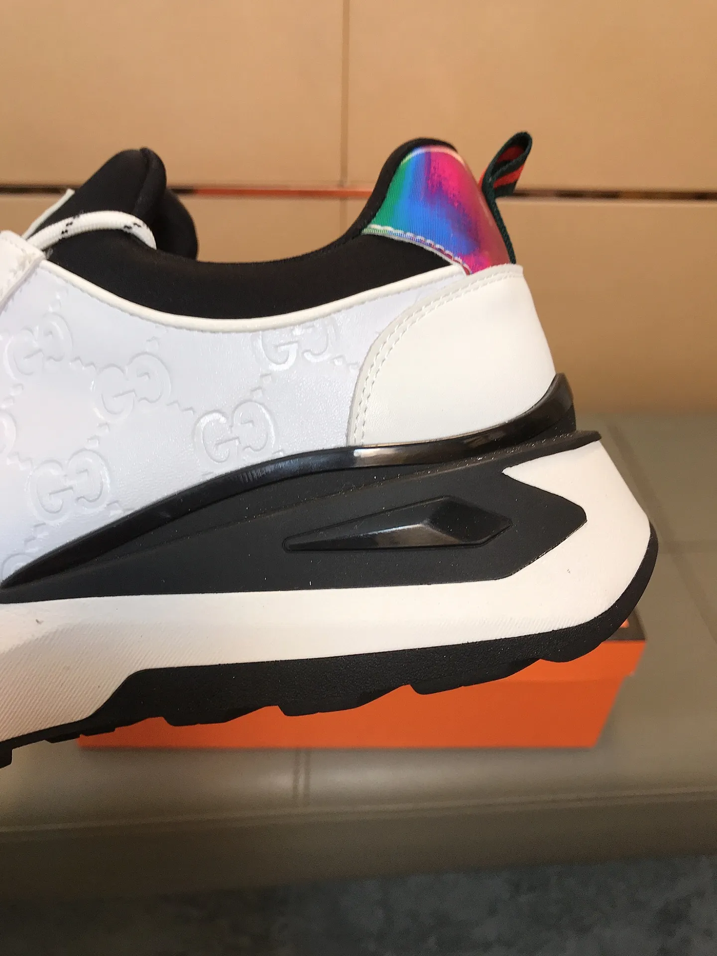 Factory price P442 💎👟👟[GUCCI] The latest trendy men's casual shoes, the fabric is made of embossed cowhide imported from Italy, comfortable sheepskin lining + feet, the original outsole is wear-resistant and non-slip, high-level version, exquisite workmanship. Code number: 38-44